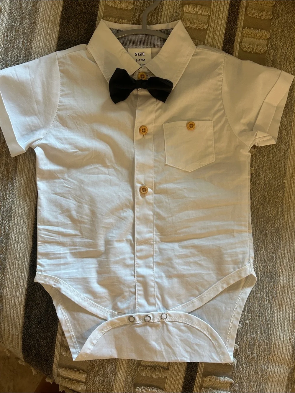 Source Unknown White Short-Sleeve Baby Bodysuit with Black Bow Tie